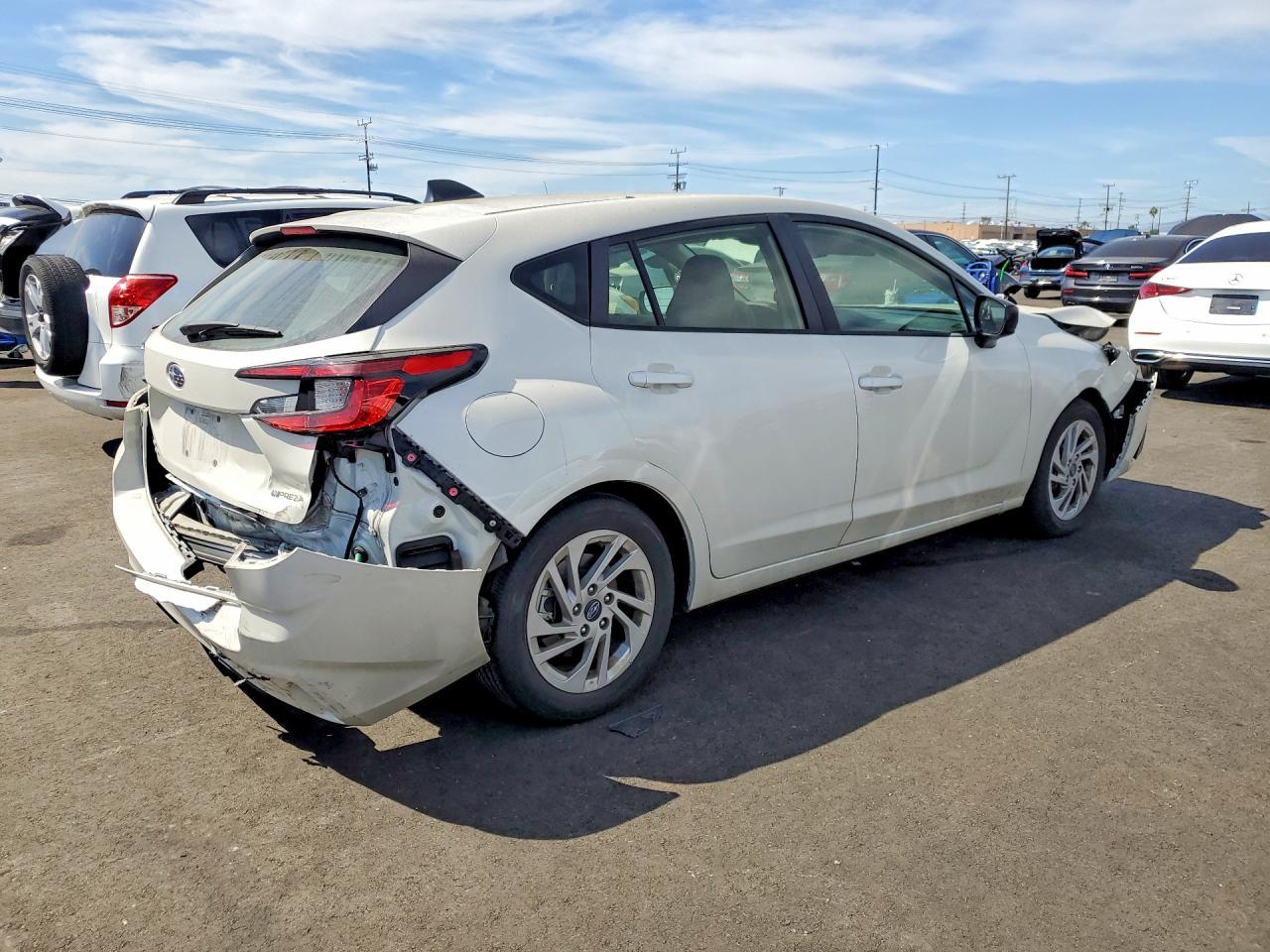 2024 Subaru Impreza - zdjęcie 3