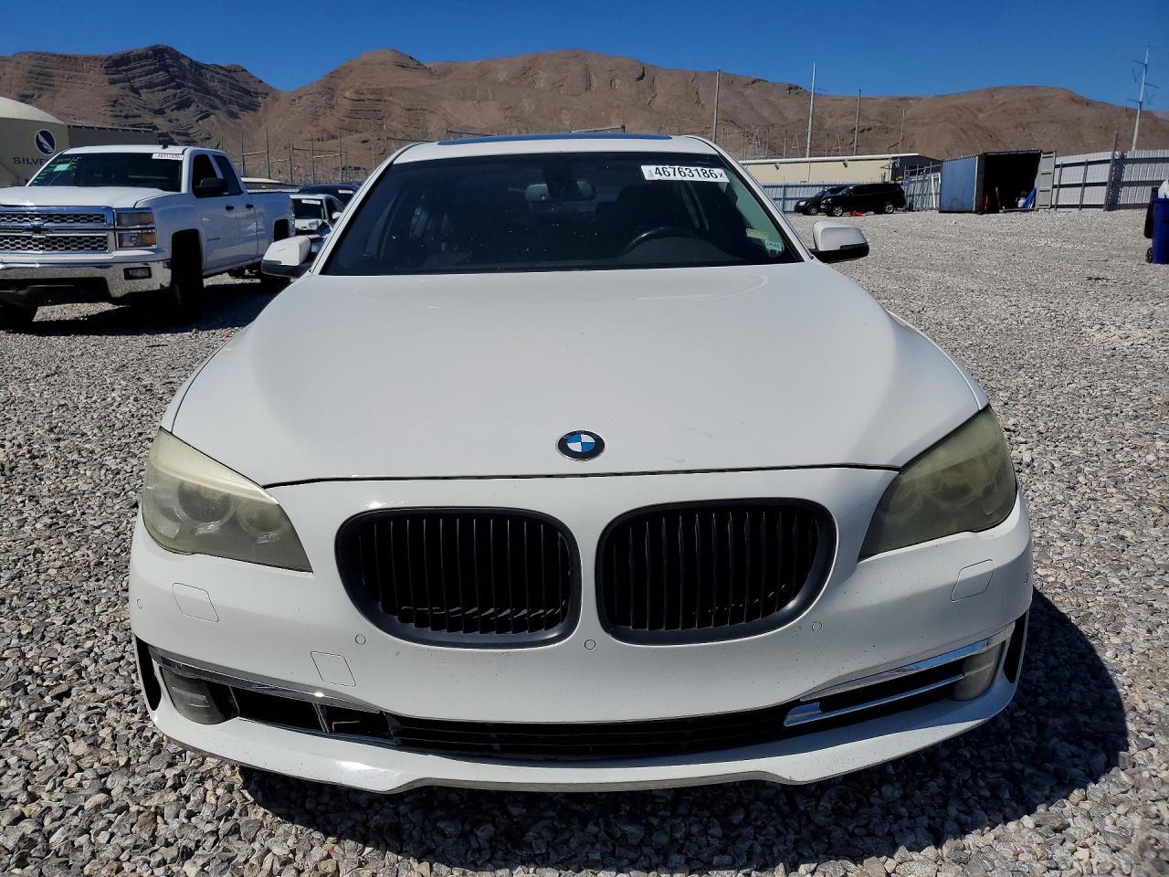 2013 BMW 750 Li - zdjęcie 5