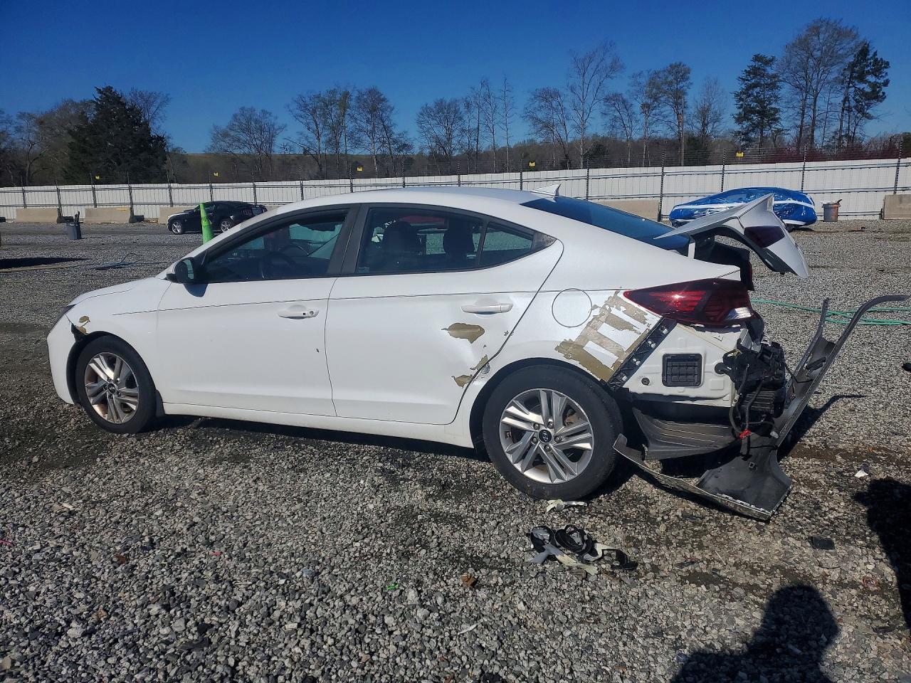 2020 Hyundai Elantra Value Edition - zdjęcie 2