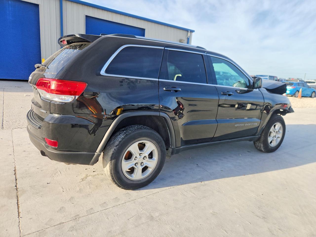 2017 Jeep Grand Cherokee Laredo - zdjęcie 3