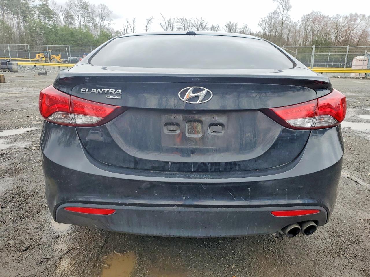 2014 Hyundai Elantra Coupe Base - zdjęcie 6