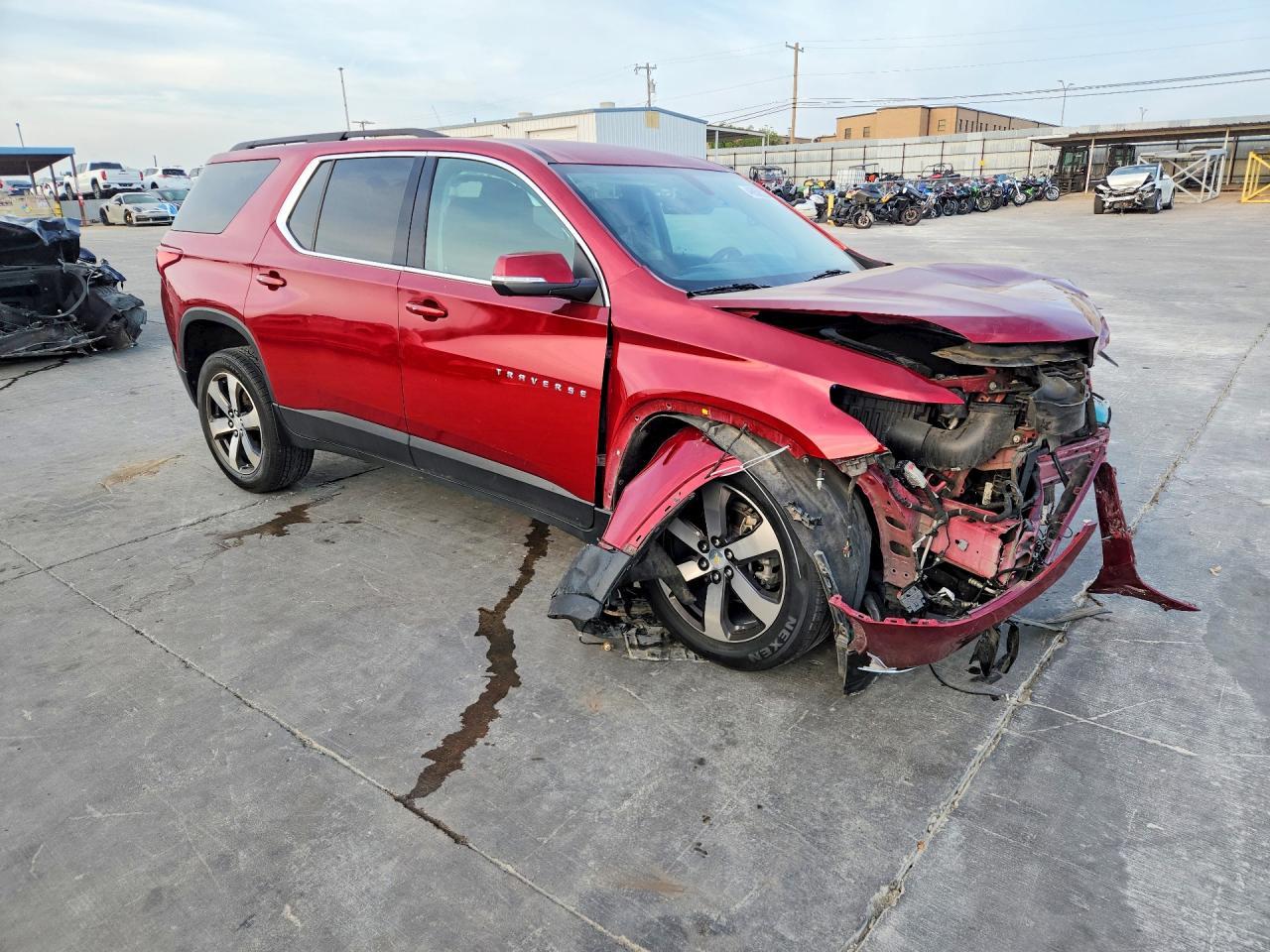 2021 Chevrolet Traverse Lt - zdjęcie 4