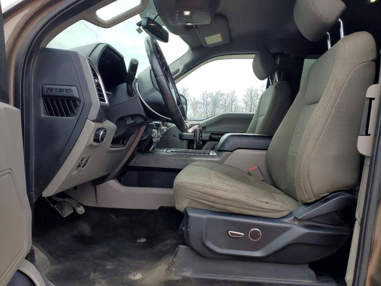 2015 Ford F150 Super Cab - zdjęcie 7