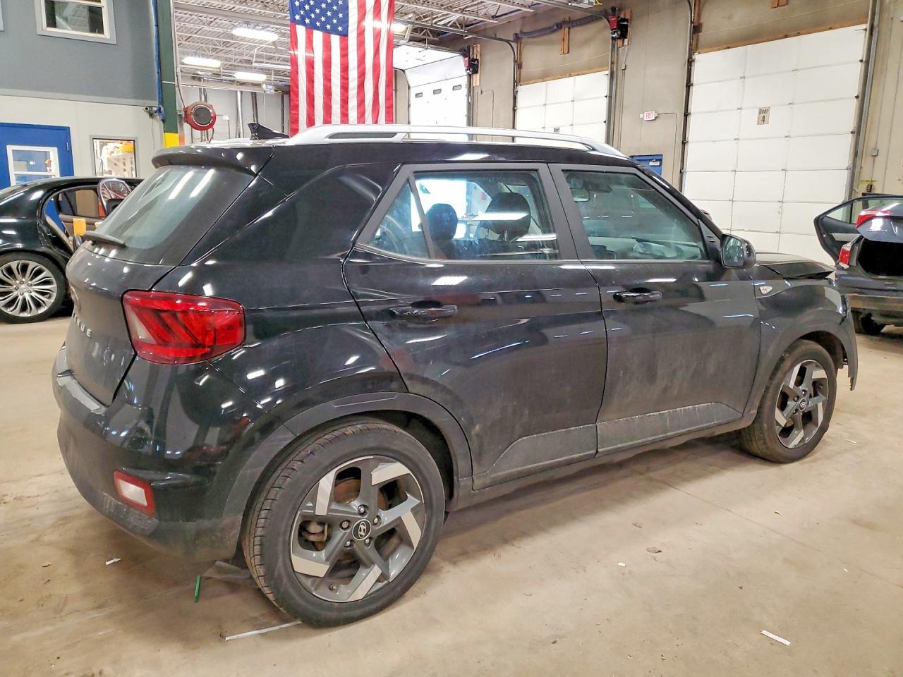 2022 Hyundai Venue Sel - zdjęcie 3