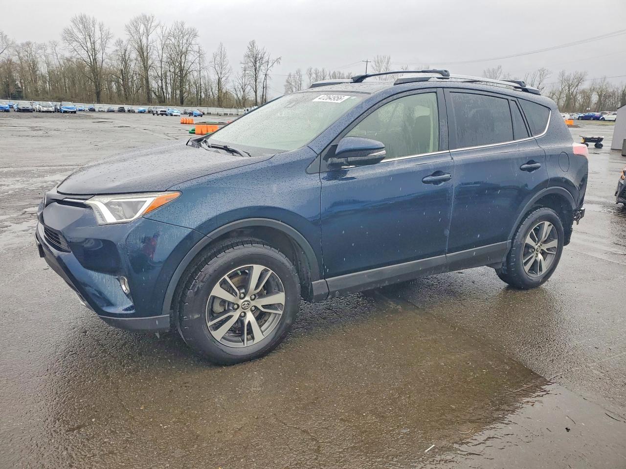 2018 Toyota Rav4 Xle - zdjęcie główne