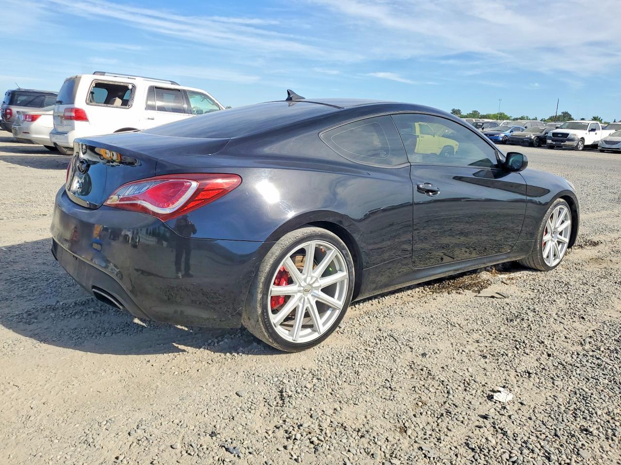 Hyundai Genesis - zdjęcie 3