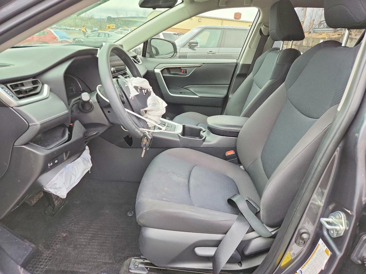 2023 Toyota Rav4 Hybrid Le - zdjęcie 7