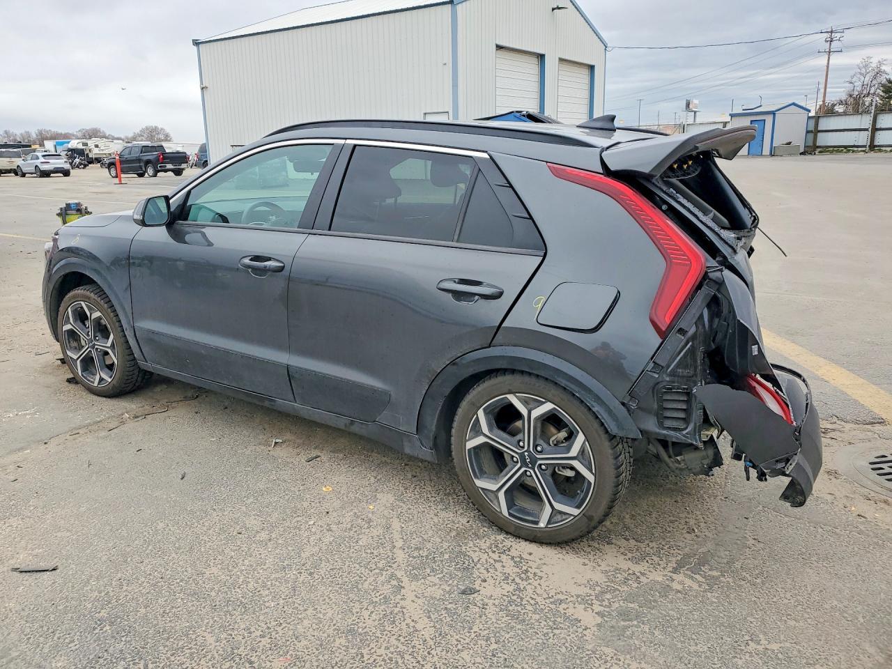 2023 Kia Niro Ex Touring - zdjęcie 2