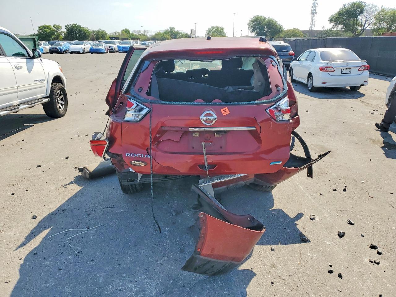 2014 Nissan Rogue S - zdjęcie 6