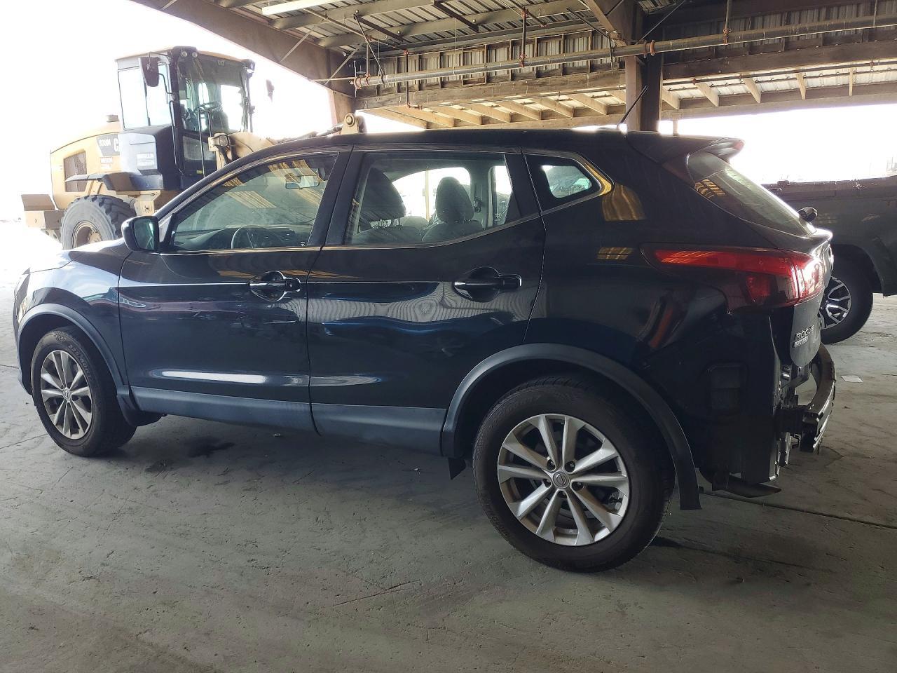 2017 Nissan Rogue Sport S - zdjęcie 2