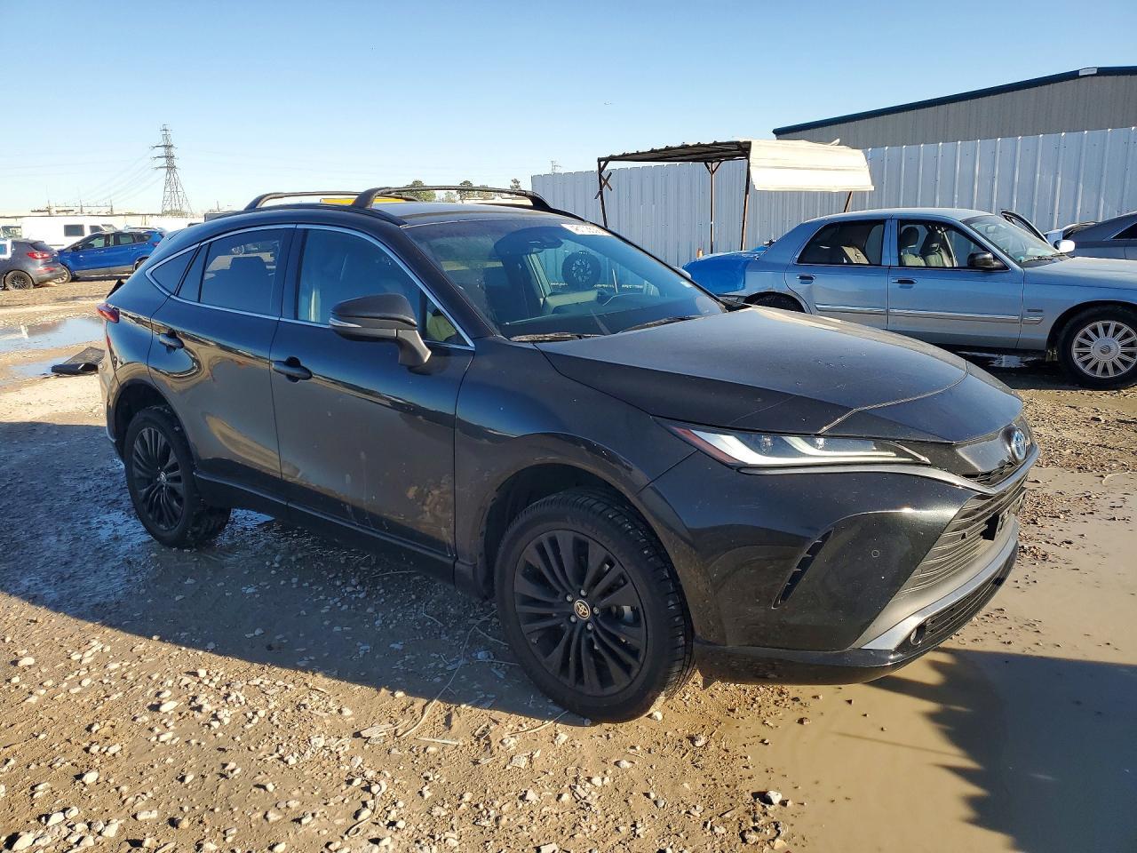 2023 Toyota Venza Nightshade Edition - zdjęcie 4