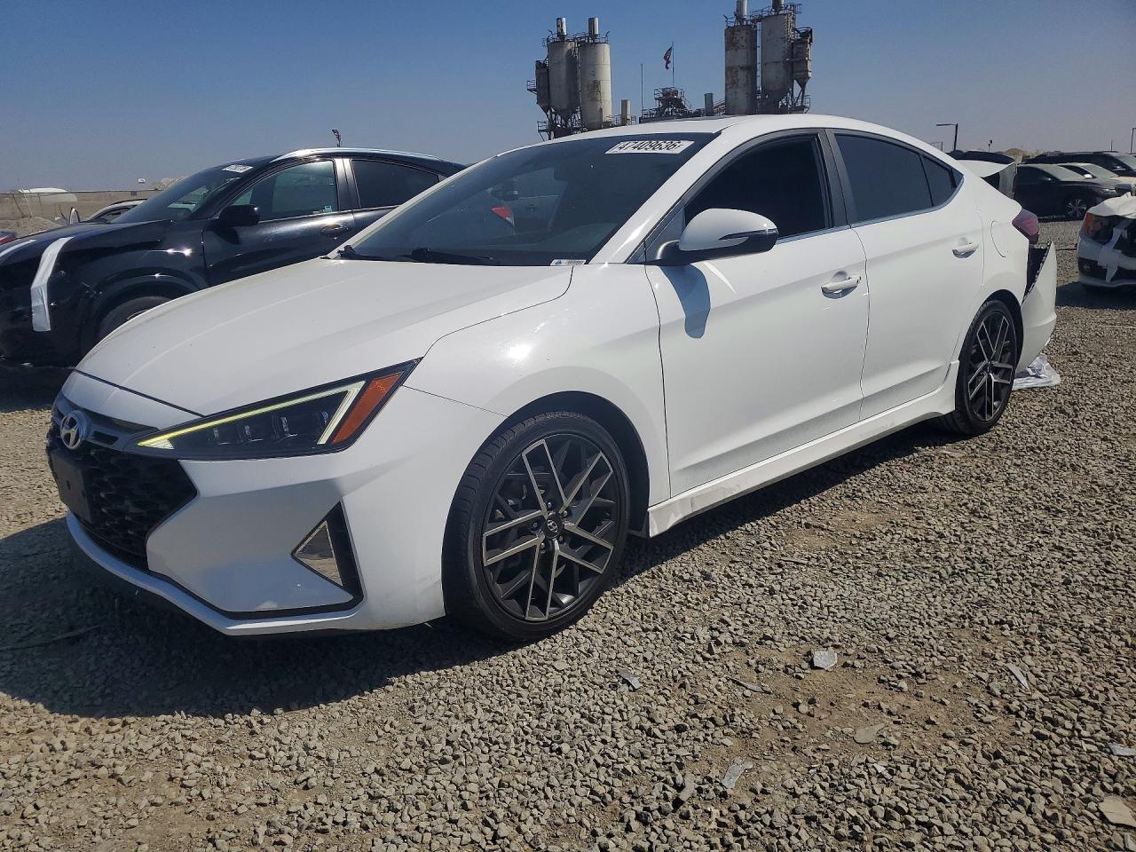 2019 Hyundai Elantra Sport - zdjęcie główne