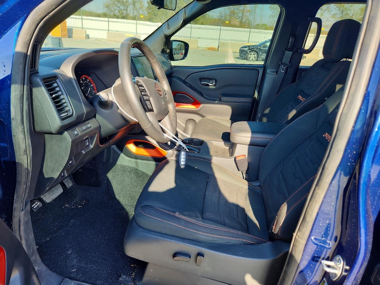 2023 Nissan Frontier Pro-4X - zdjęcie 7