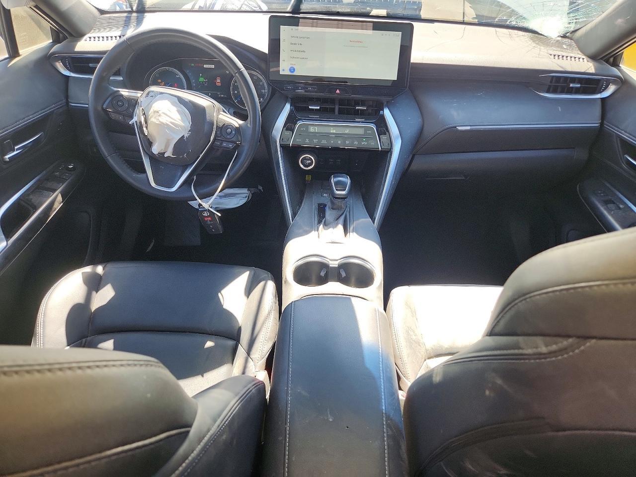 2023 Toyota Venza Nightshade Edition - zdjęcie 8