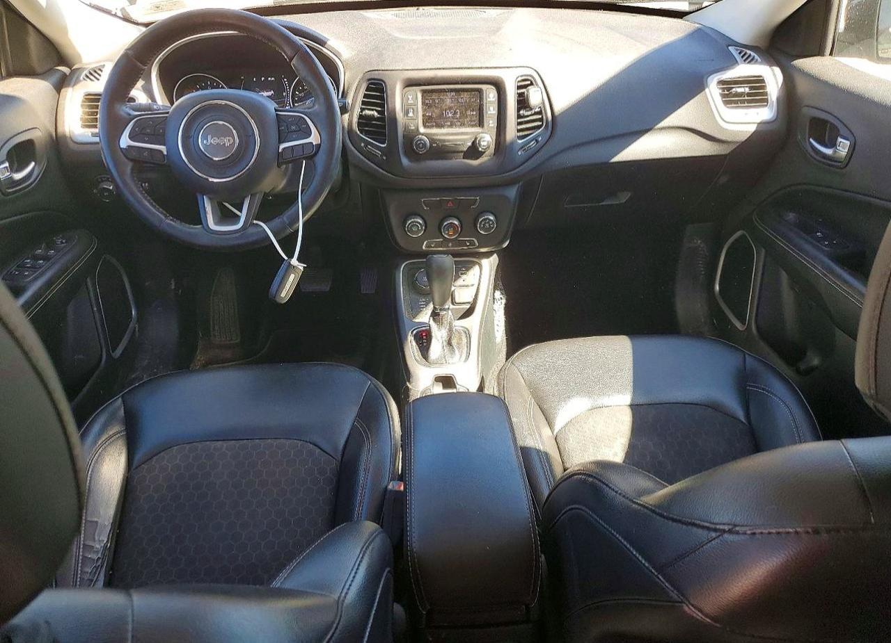 2018 Jeep Compass Latitude - zdjęcie 8