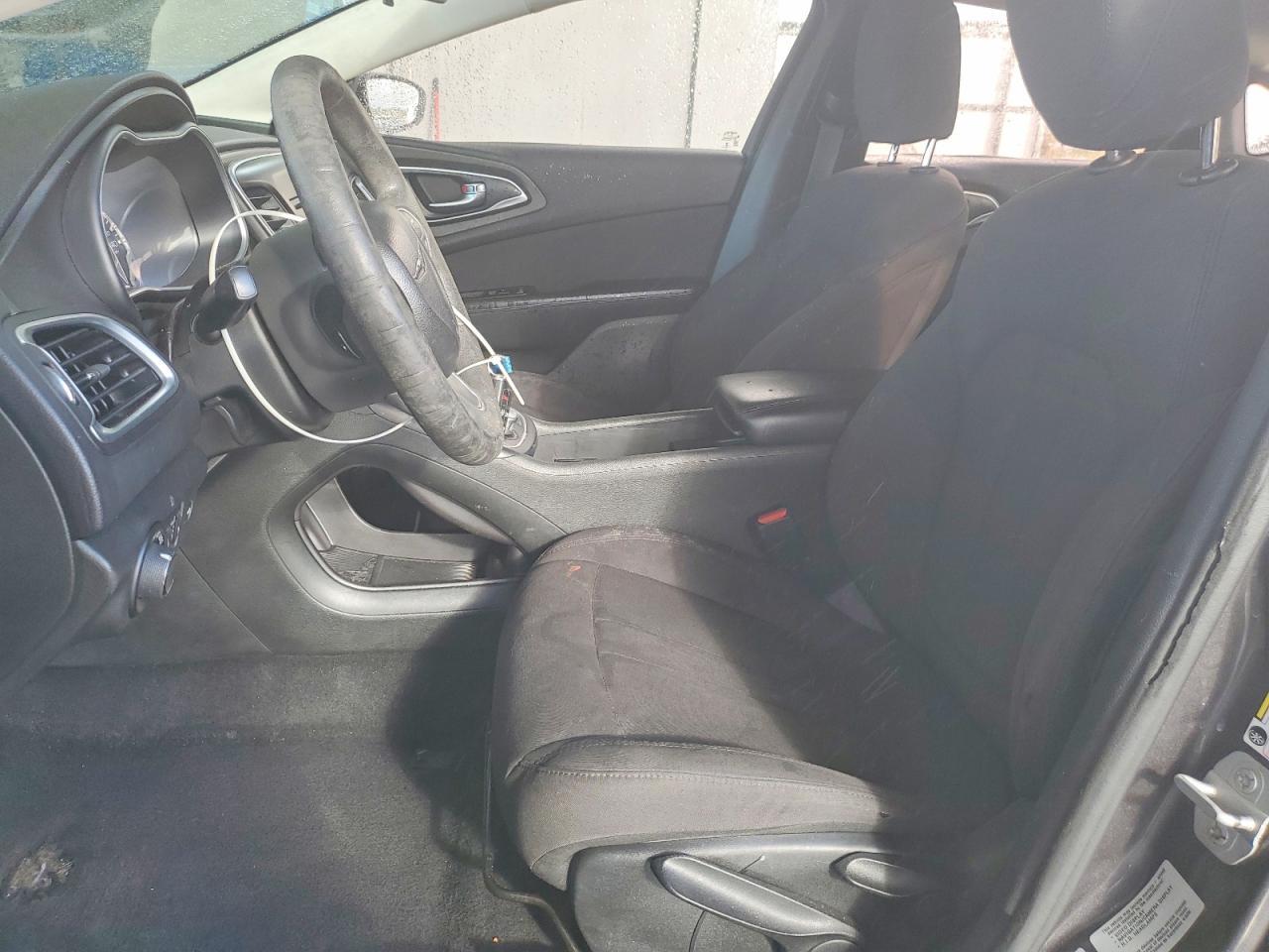 2015 Chrysler 200 Limited - zdjęcie 7