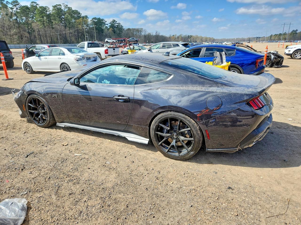2024 Ford Mustang Gt - zdjęcie 2