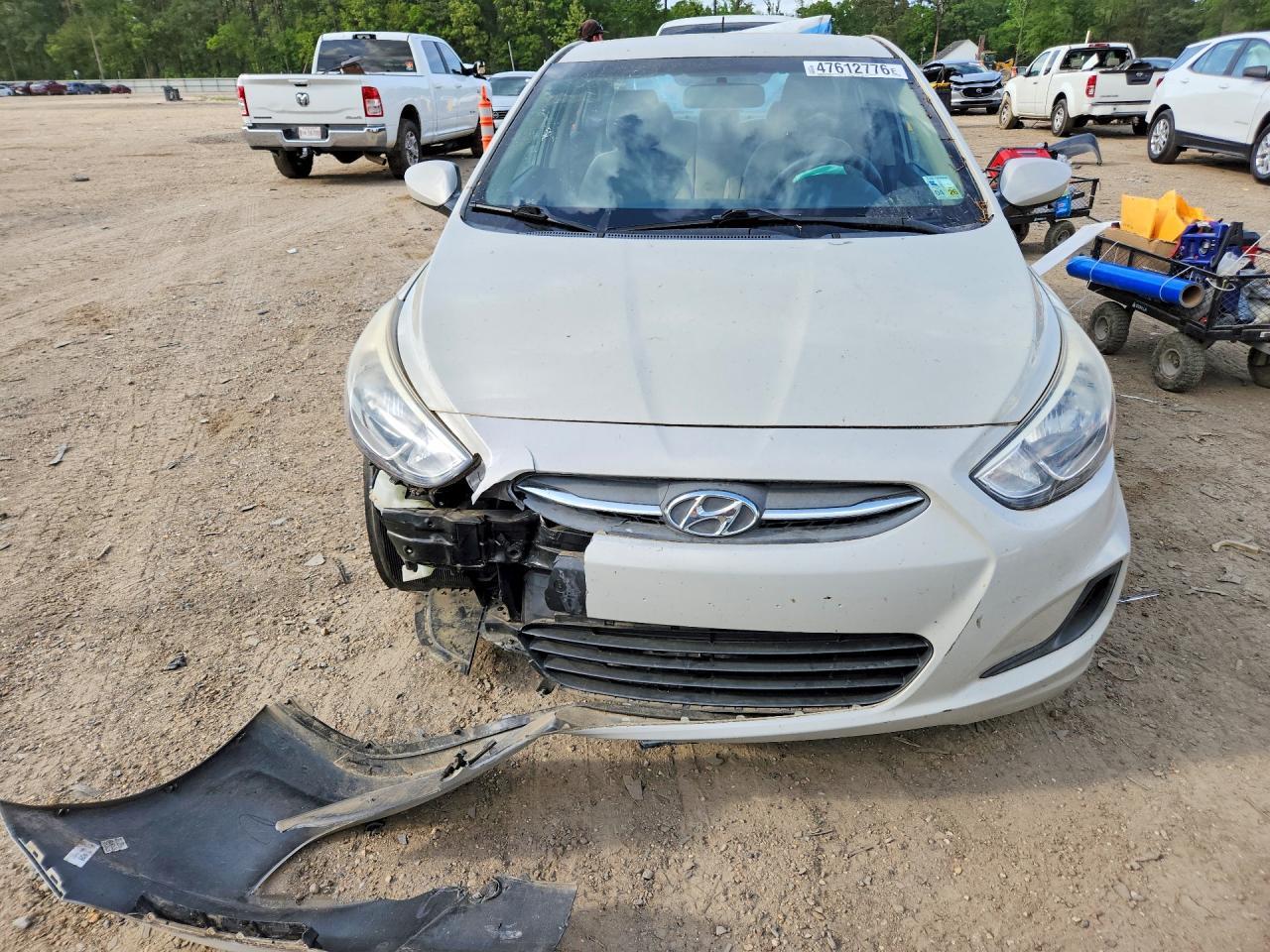 2016 Hyundai Accent Se - zdjęcie 5