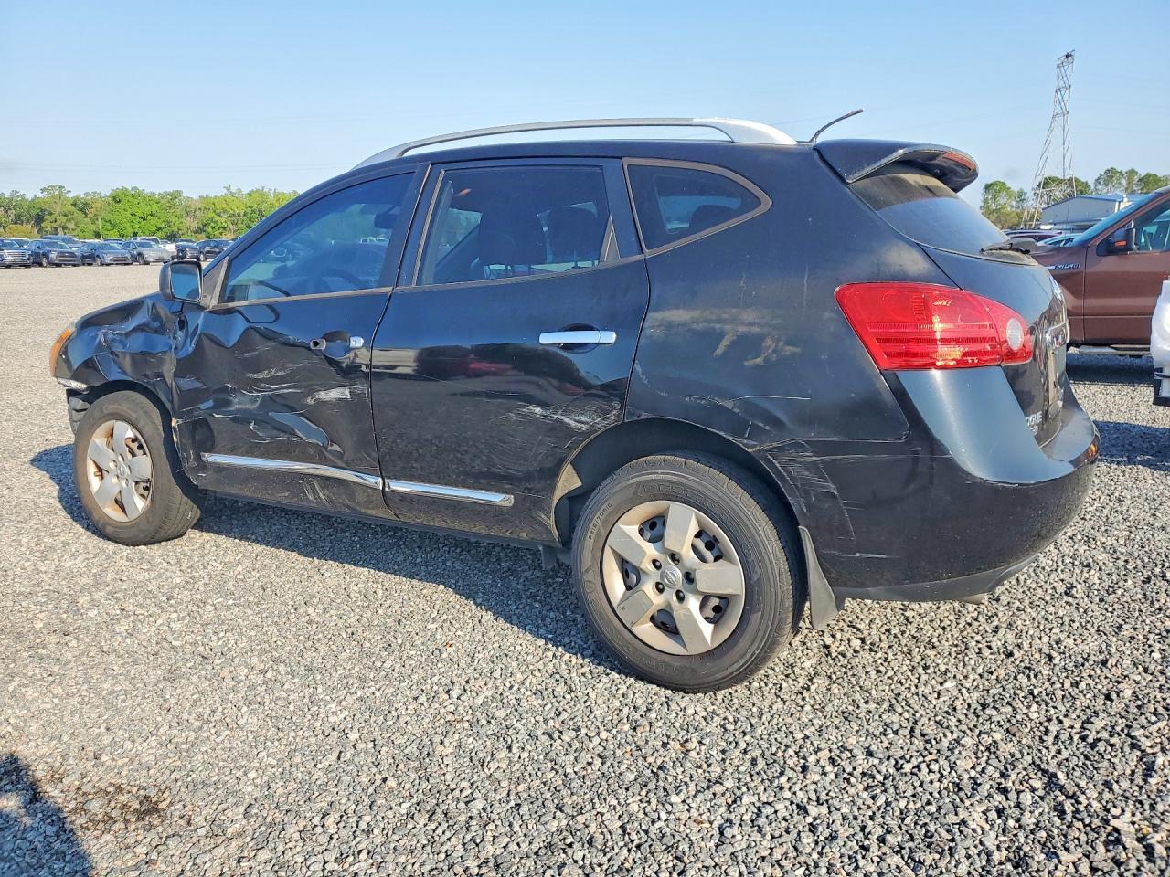 Nissan Rogue - zdjęcie 2