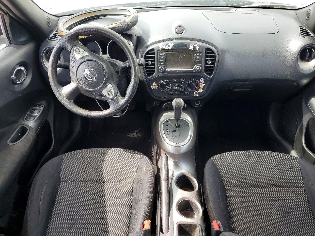 2015 Nissan Juke S - zdjęcie 8