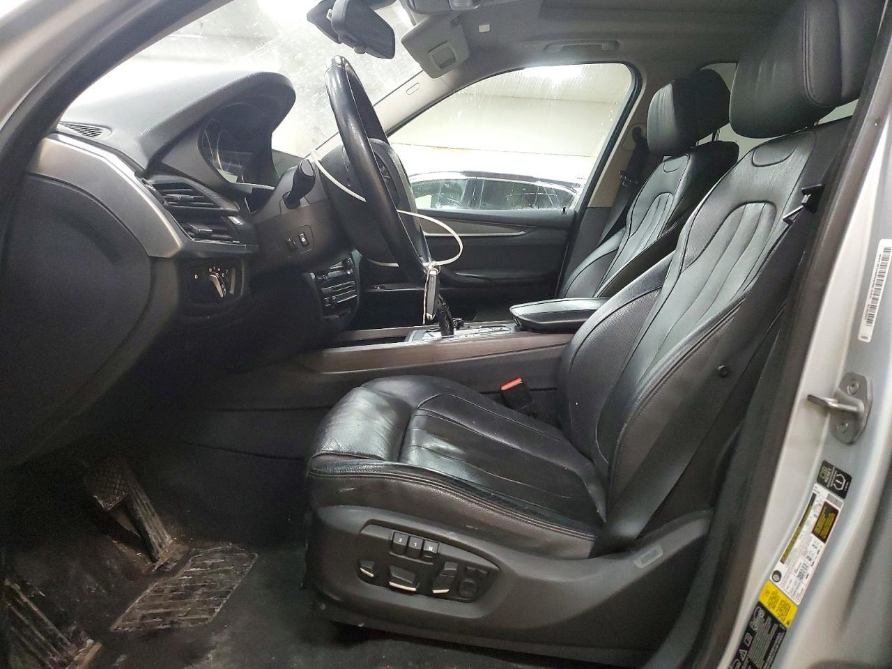 2014 BMW X5 xDrive50I - zdjęcie 7
