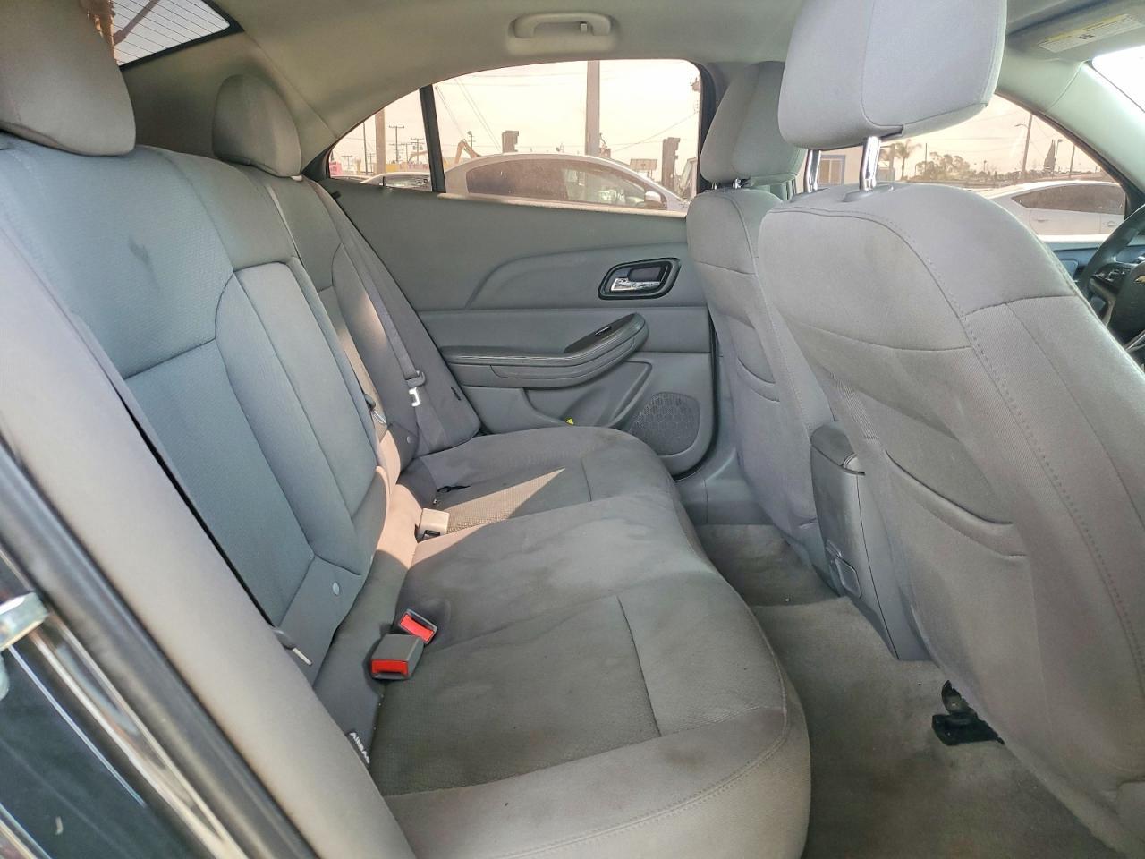 2015 Chevrolet Malibu Ls - zdjęcie 10