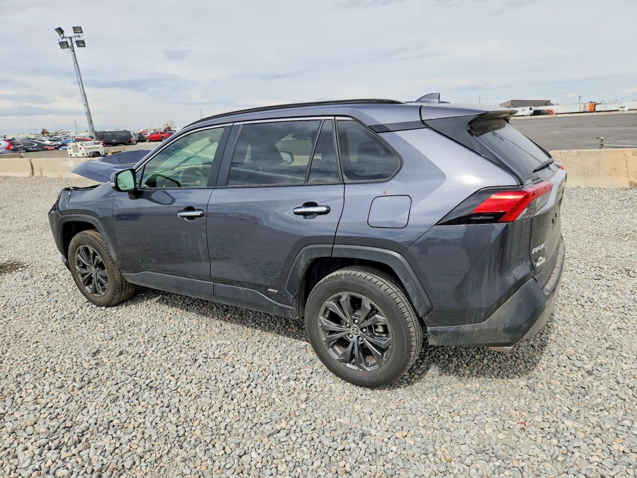 2023 Toyota Rav4 Hybrid Limited - zdjęcie 2