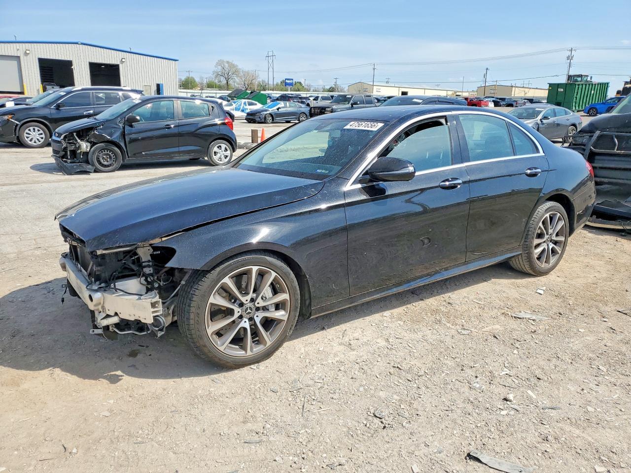 2018 Mercedes-Benz E 400 4Matic - zdjęcie główne