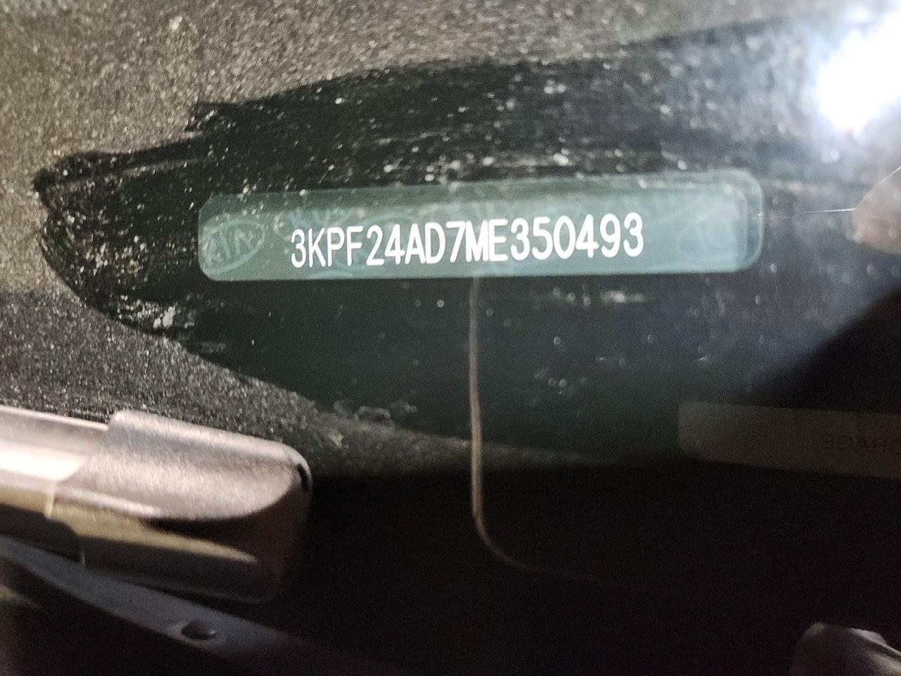 2021 Kia Forte Lxs - zdjęcie 14