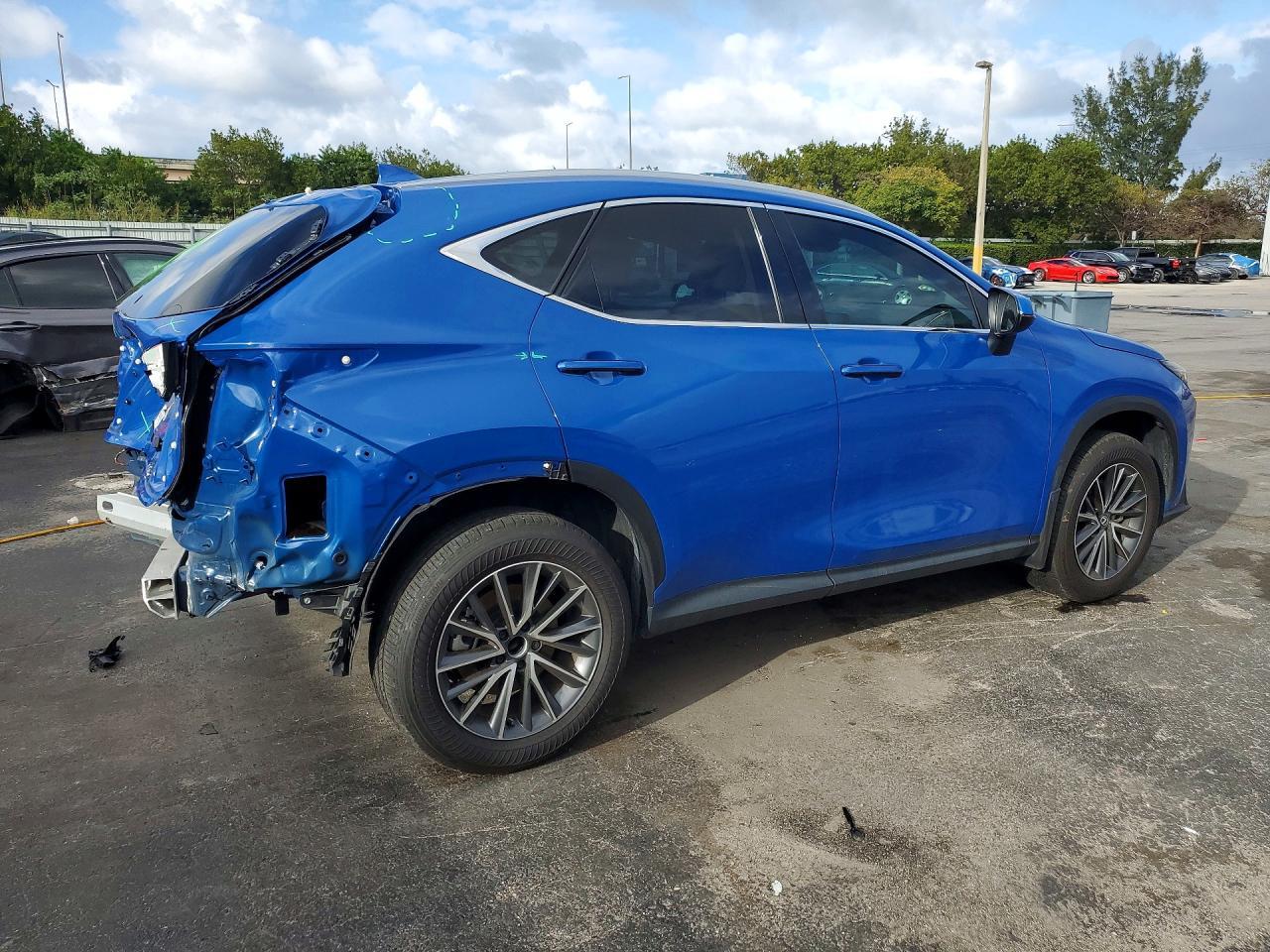 2025 Lexus Nx 250 Base - zdjęcie 3