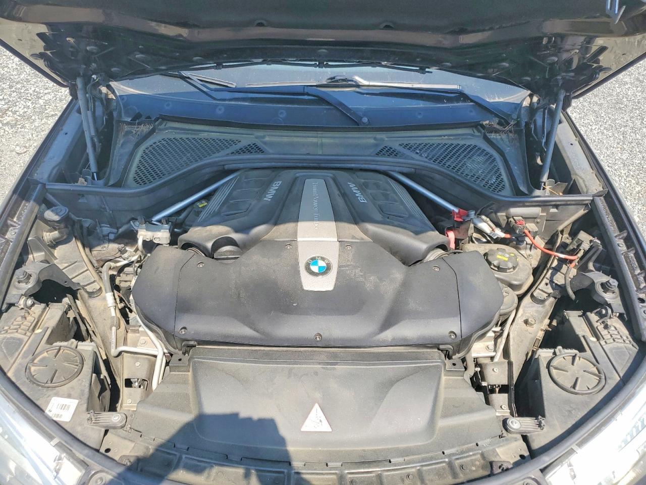 2014 BMW X5 xDrive50I - zdjęcie 12