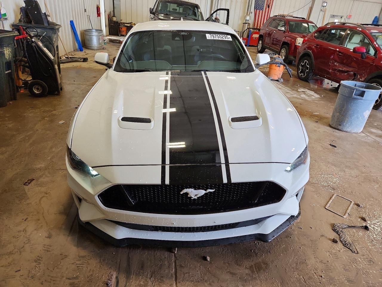 2022 Ford Mustang Gt - zdjęcie 5