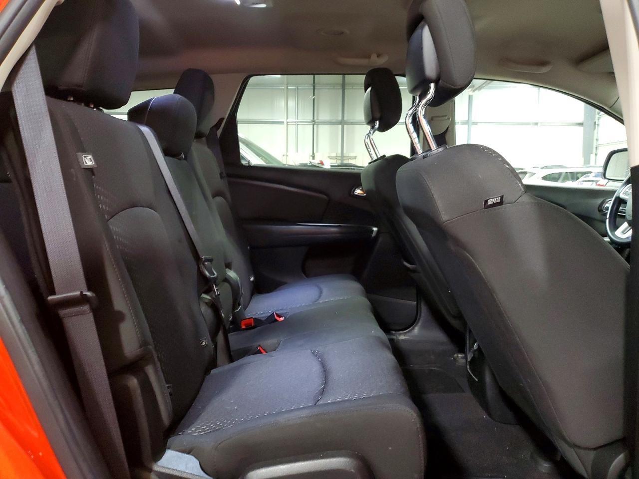 2017 Dodge Journey Crossroad - zdjęcie 11
