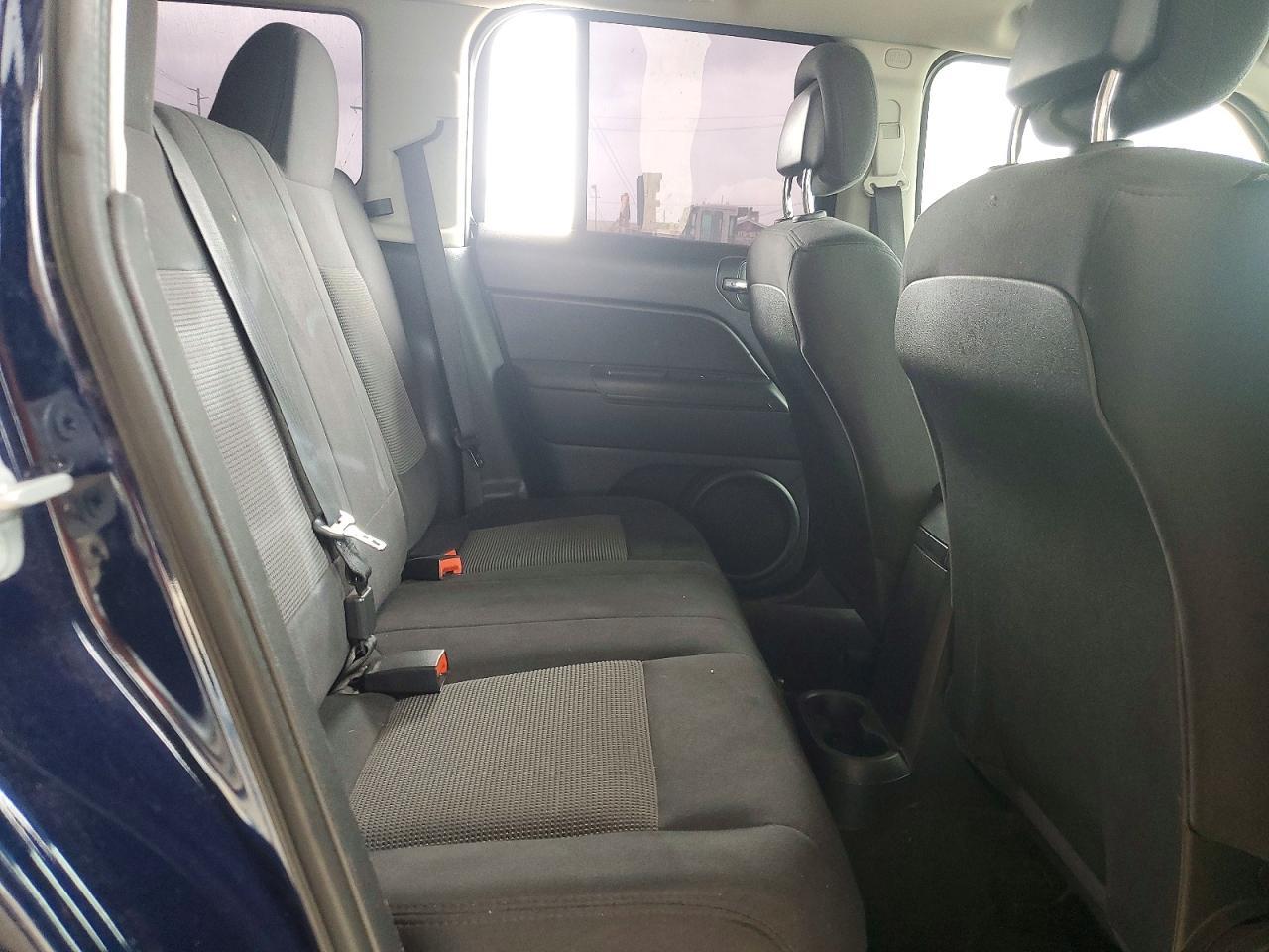 2014 Jeep Patriot Sport - zdjęcie 11