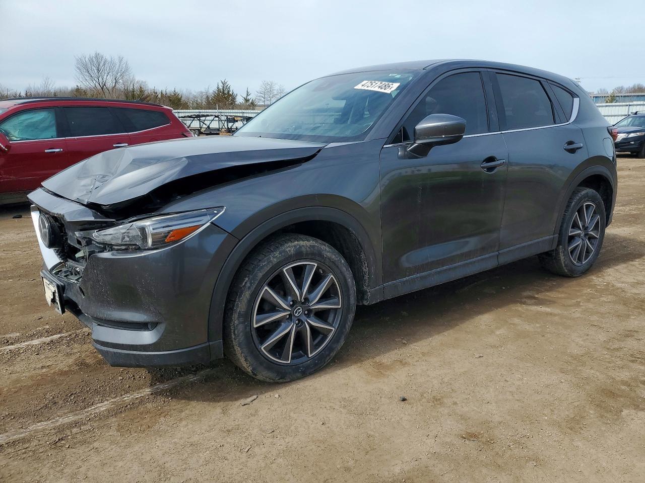 2017 Mazda Cx-5 Grand Touring - zdjęcie główne