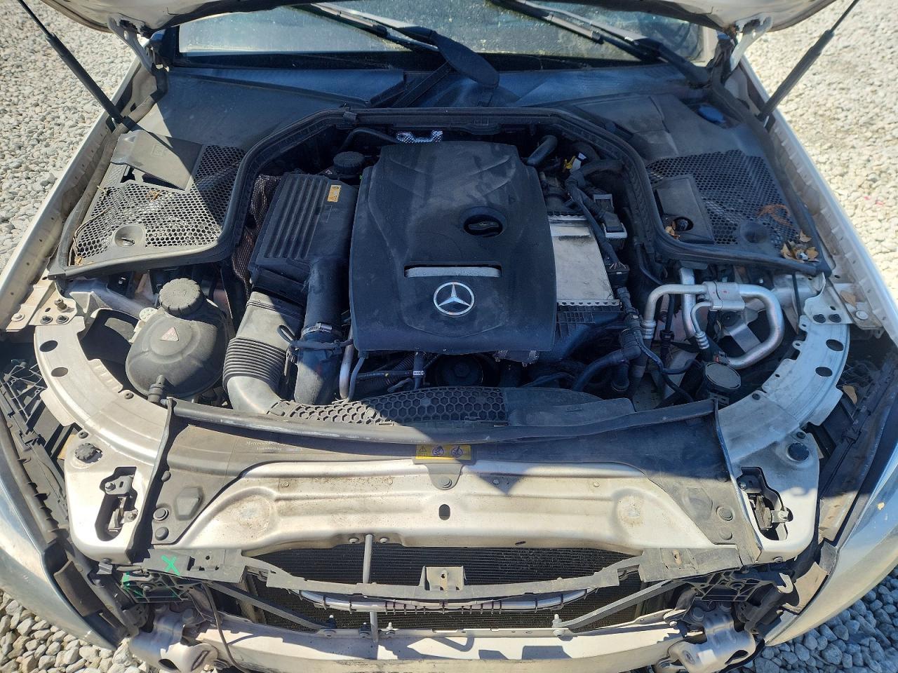 2017 Mercedes-Benz C 300 - zdjęcie 11