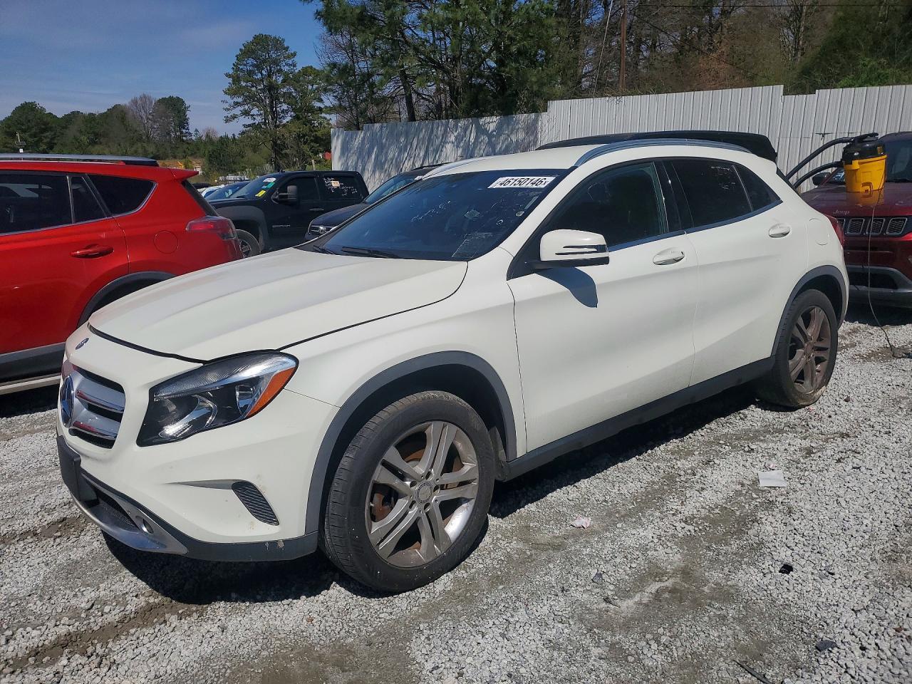 2017 Mercedes-Benz Gla 250 4Matic - zdjęcie główne