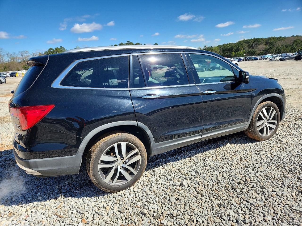 2017 Honda Pilot Touring - zdjęcie 3
