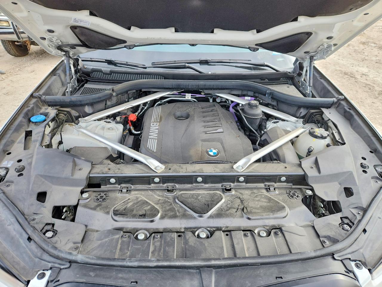 2024 BMW X6 xDrive40I - zdjęcie 11