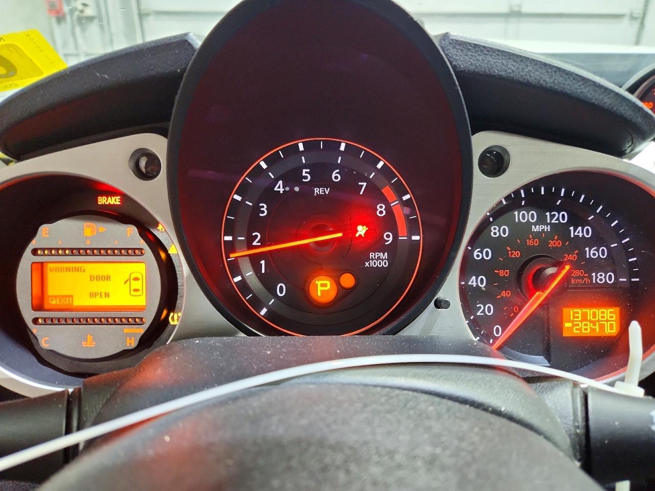 2013 Nissan 370Z Base - zdjęcie 9