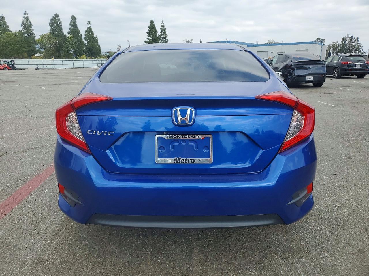 2018 Honda Civic Lx - zdjęcie 6