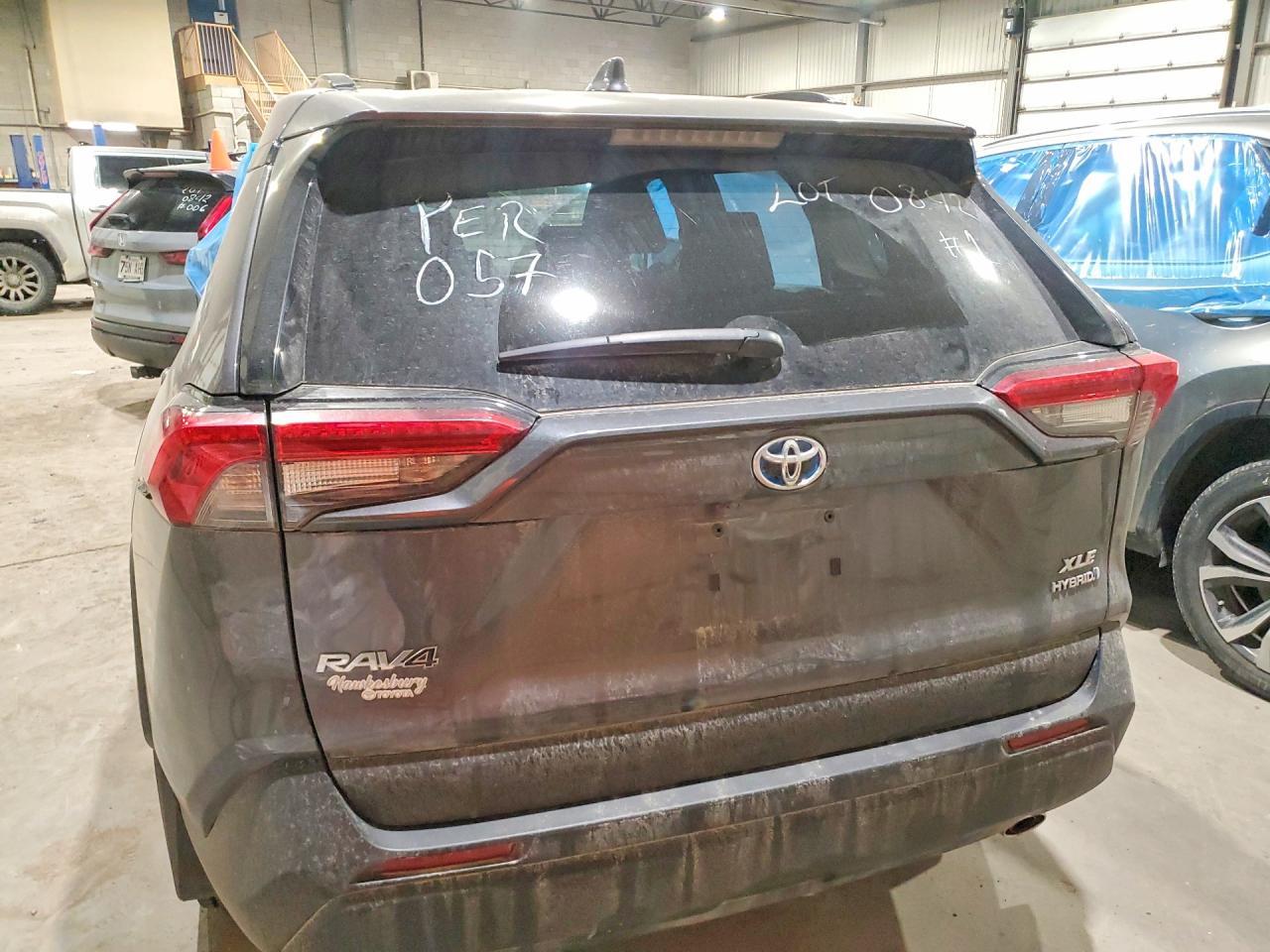 2023 Toyota Rav4 Hybrid Xle - zdjęcie 6