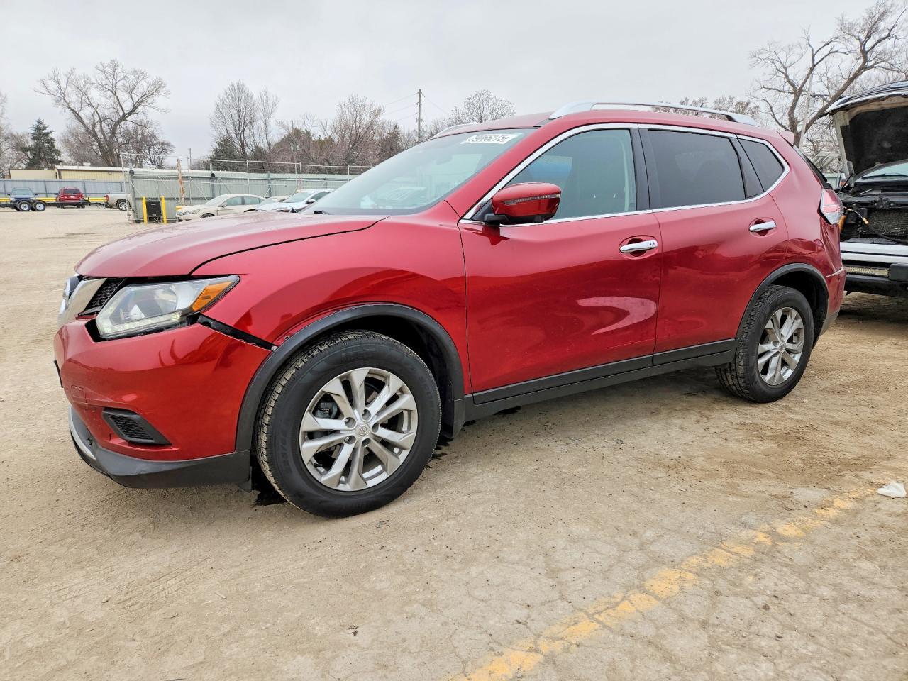 2016 Nissan Rogue - zdjęcie główne