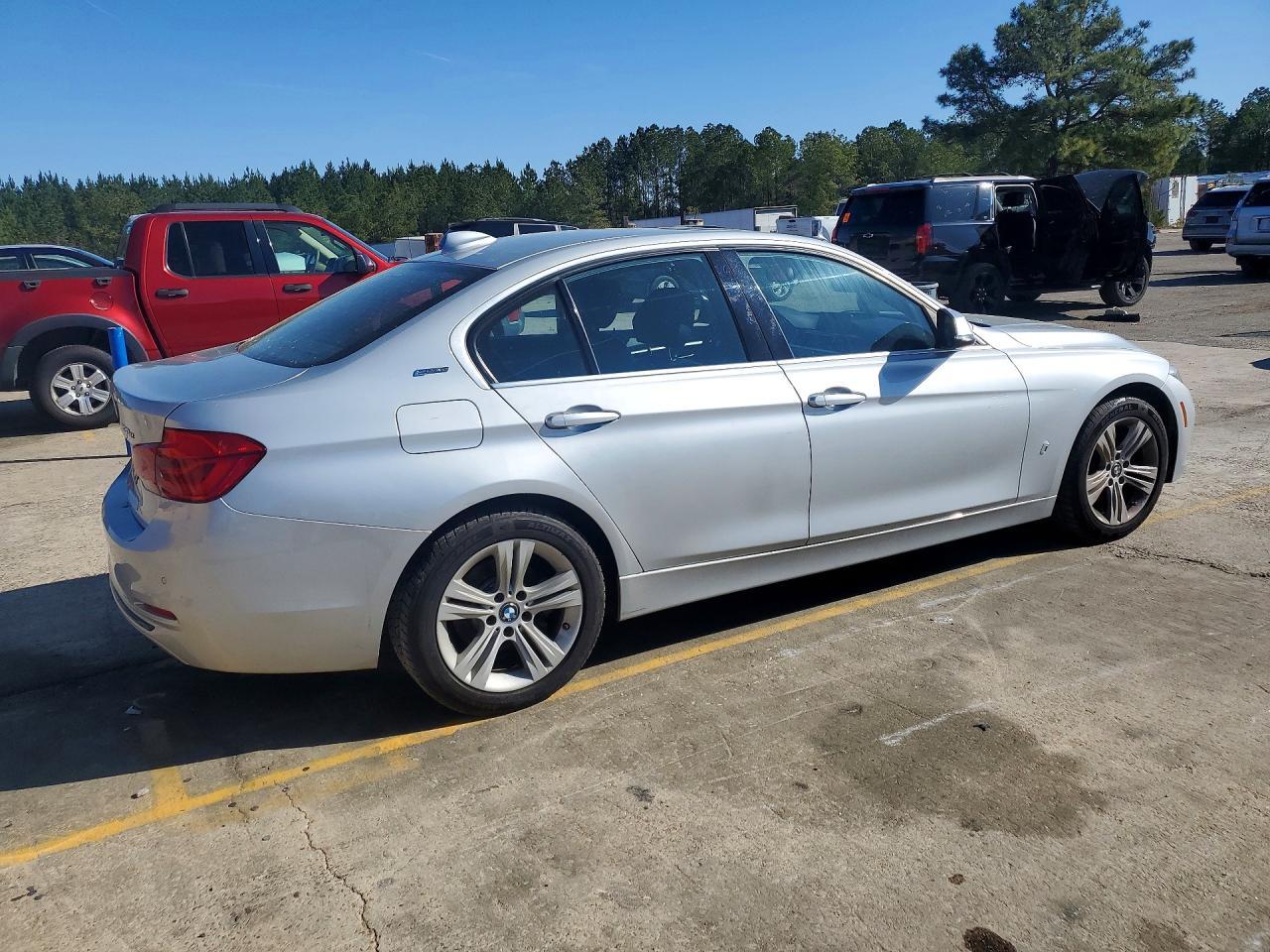 BMW Seria 3 - zdjęcie 3