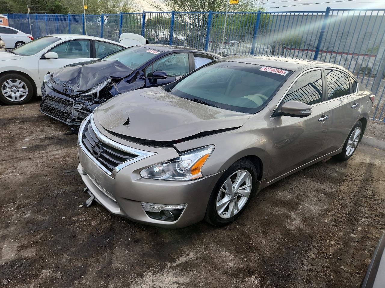 2014 Nissan Altima 2.5 Sv - zdjęcie główne