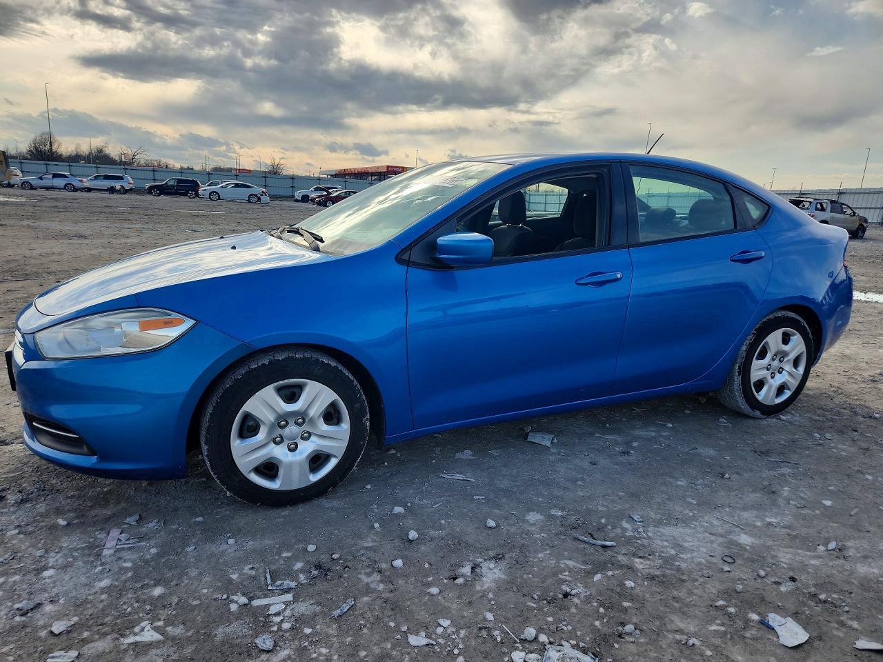 2016 Dodge Dart - zdjęcie główne