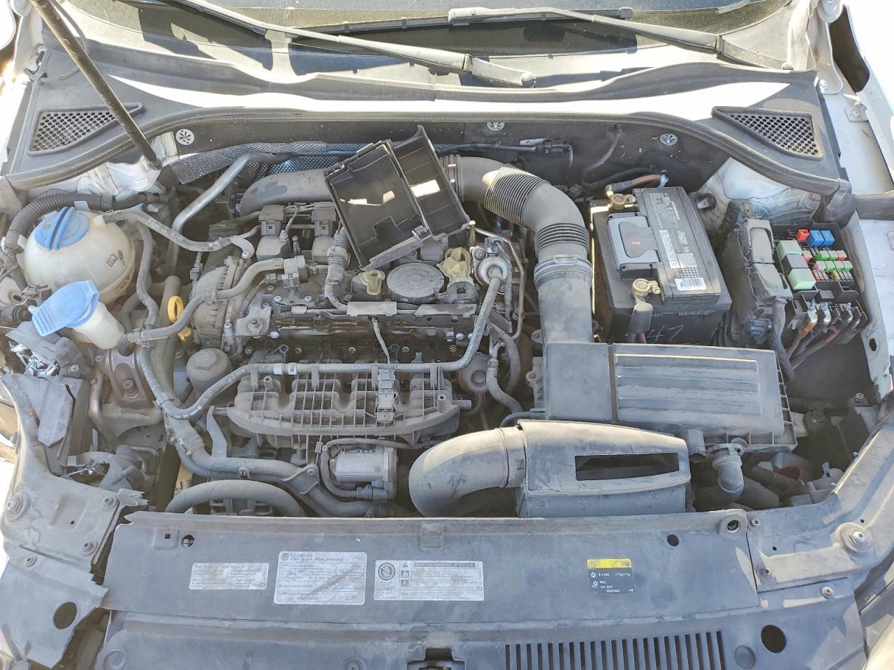 2015 Volkswagen Passat S - zdjęcie 11