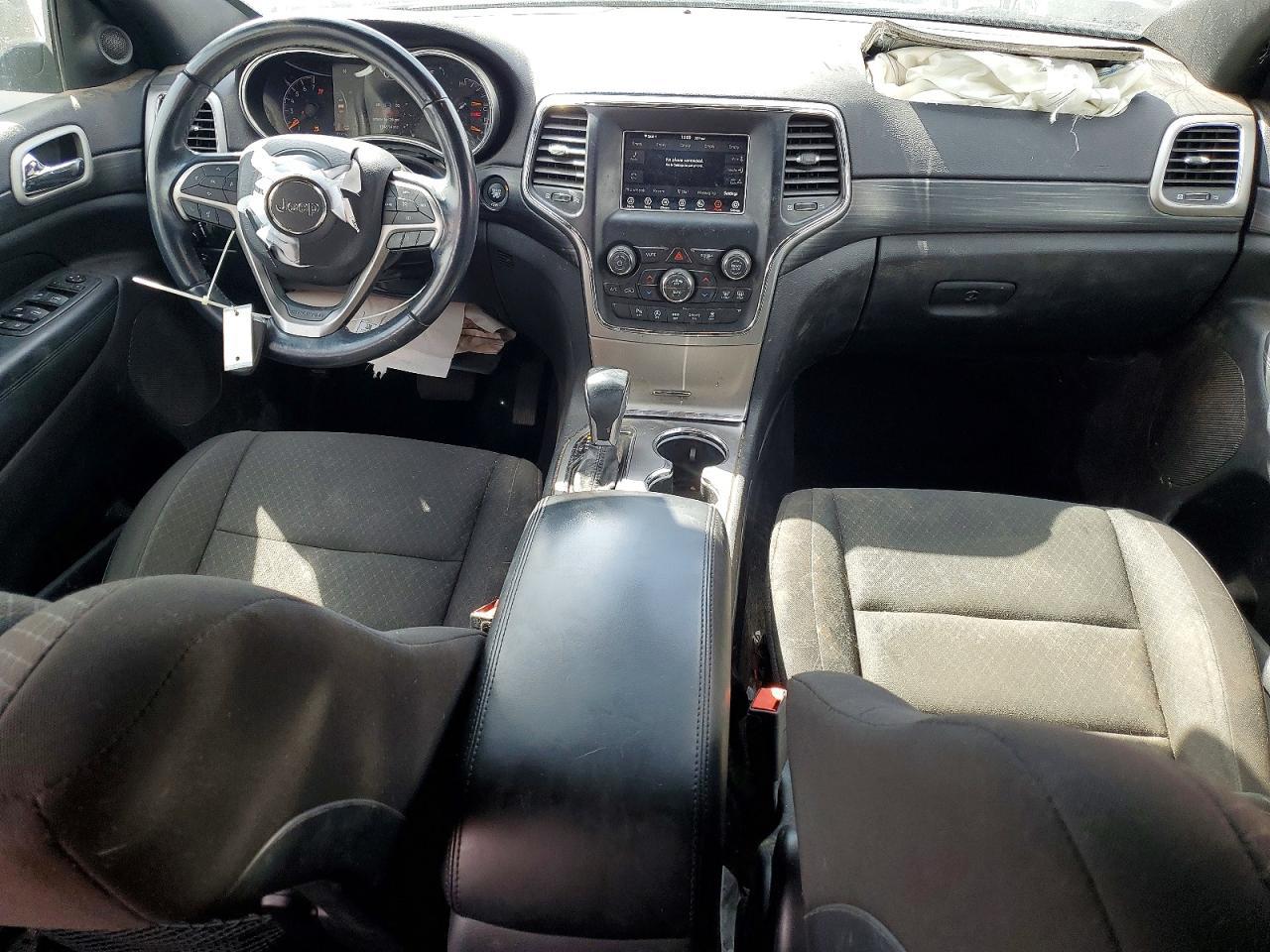 2021 Jeep Grand Cherokee Laredo - zdjęcie 8