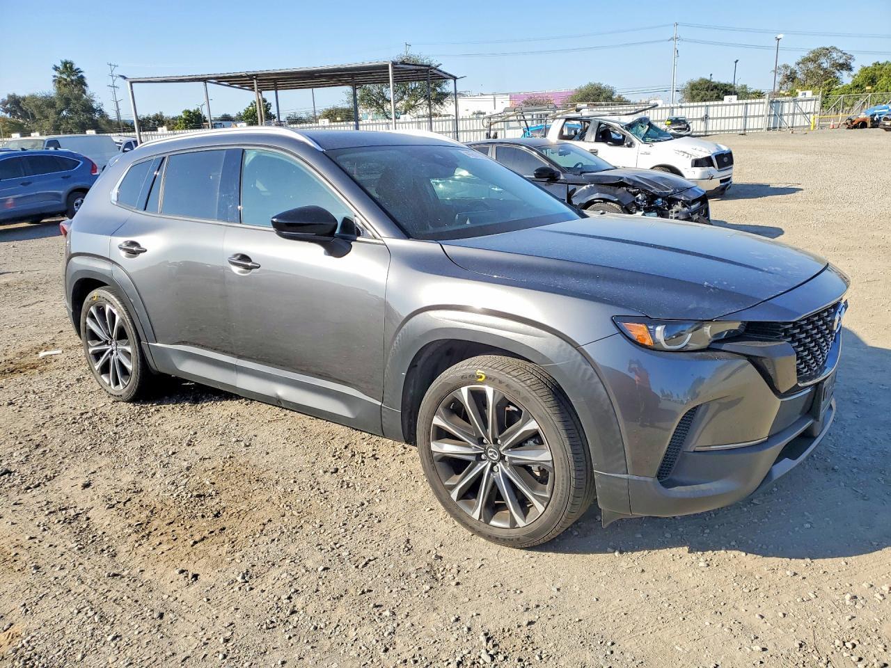 2023 Mazda Cx-50 Premium Plus - zdjęcie 4