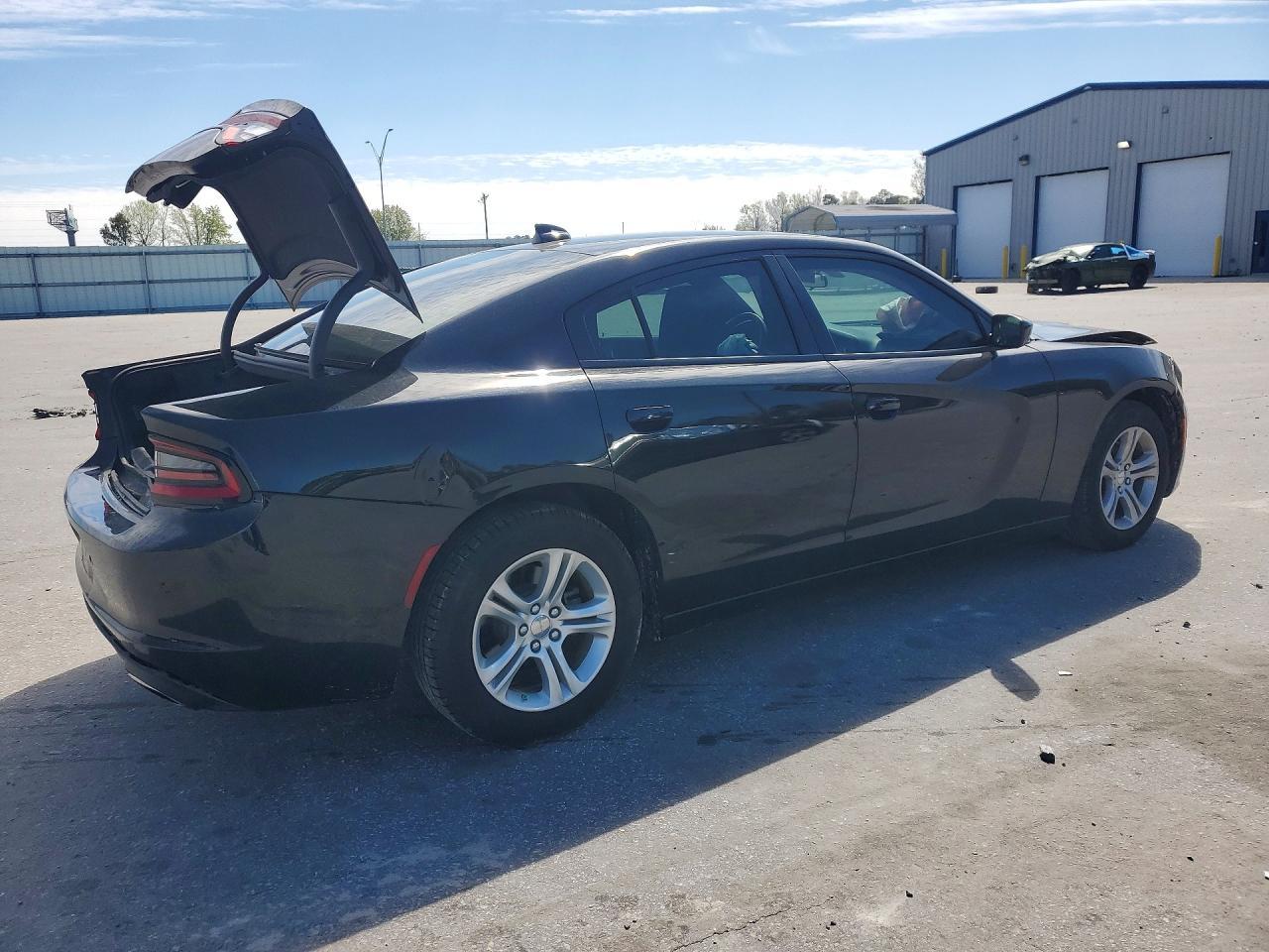 2023 Dodge Charger Sxt - zdjęcie 3